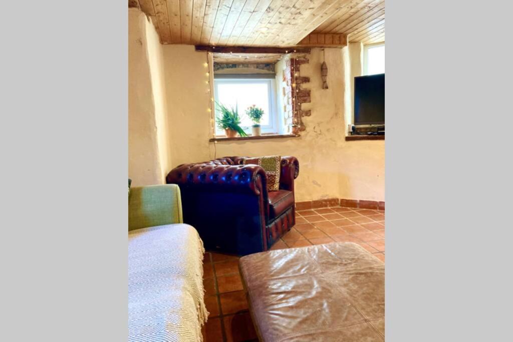 The Cave At Pure Shores Retreats Newquay (Cornwall)